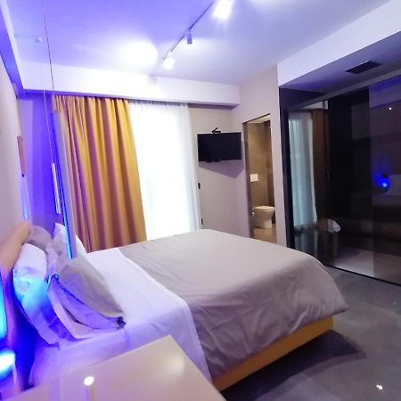 Hotel Xbusiness Nola Esterno foto