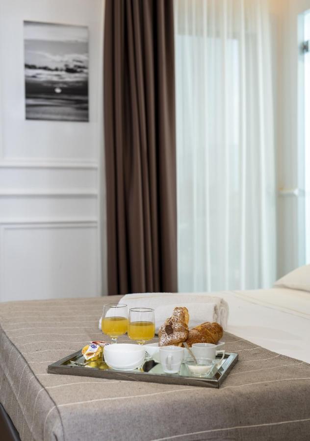 Hotel Xbusiness Nola Esterno foto