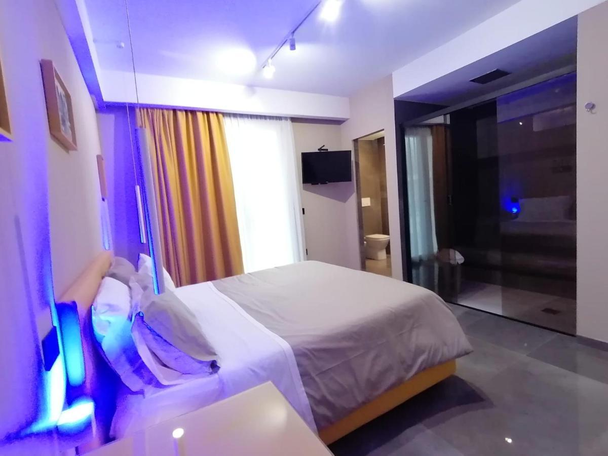 Hotel Xbusiness Nola Esterno foto