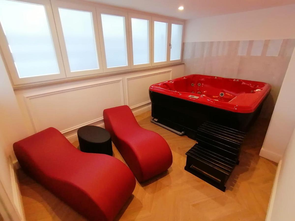 Hotel Xbusiness Nola Esterno foto