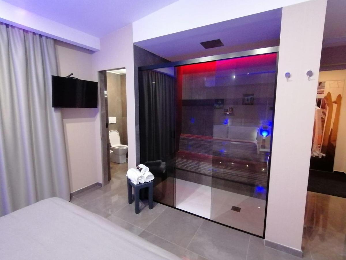 Hotel Xbusiness Nola Esterno foto
